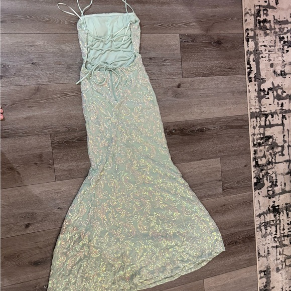 Windsor Mint Sequin Dress - Picture 2 of 3